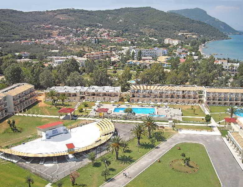 Messonghi Beach Holiday Resort Moraitika Exterior foto