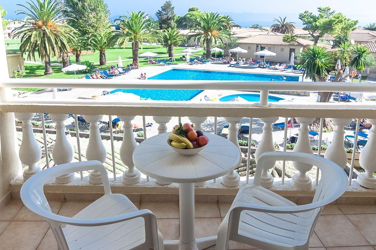 Messonghi Beach Holiday Resort Moraitika Exterior foto