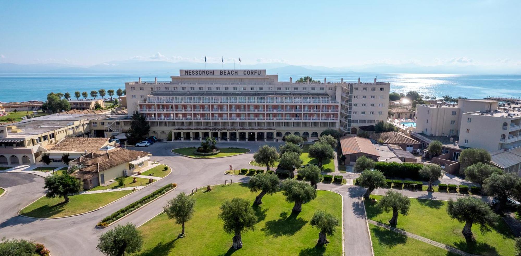 Messonghi Beach Holiday Resort Moraitika Exterior foto