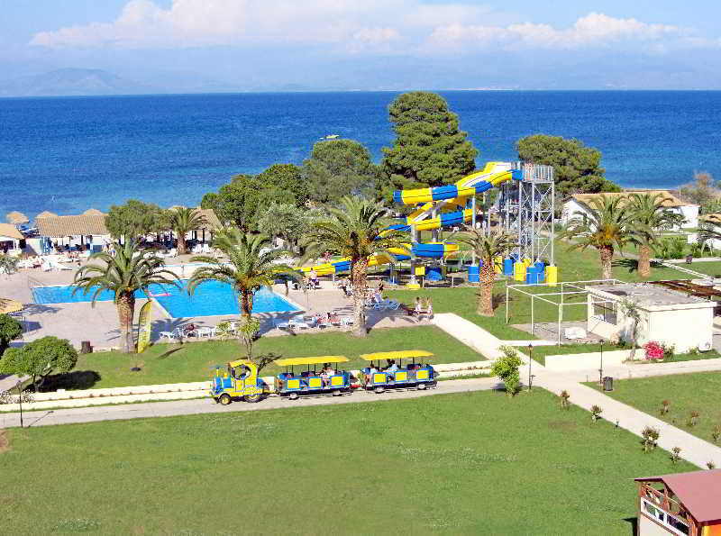 Messonghi Beach Holiday Resort Moraitika Exterior foto